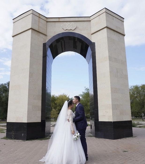 Продается свадебное платье