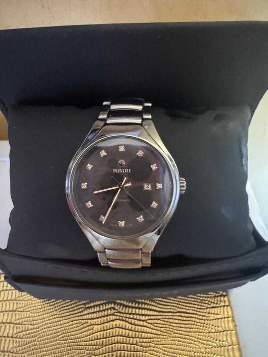 Rado  с диаманти -цена 1900 евро
