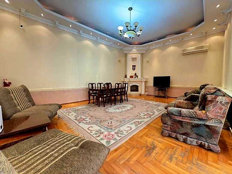 2 дома на Ивлева. 5.5 сот. Продажа участка