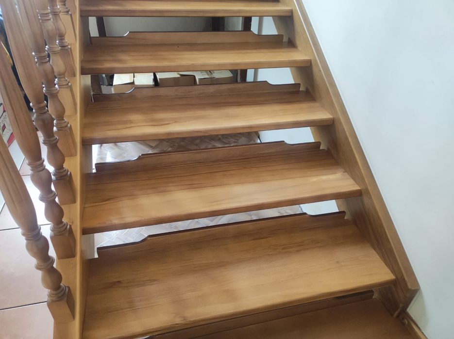 Лестница из дерева