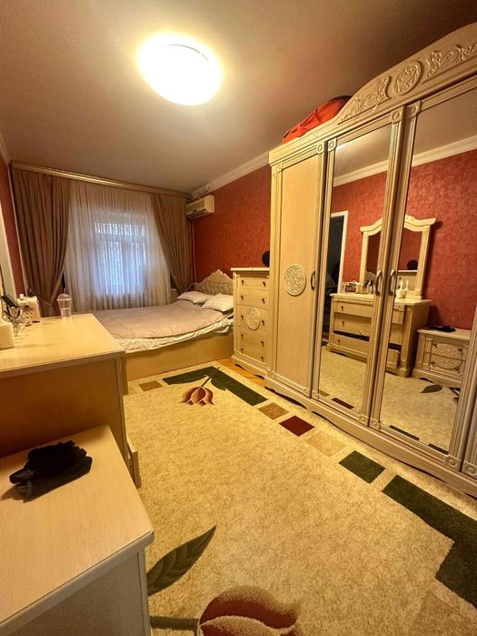 Квартира 4х комнатная на Ц-1 Буюк Ипак Йули ор: Эко Парк Продажа!