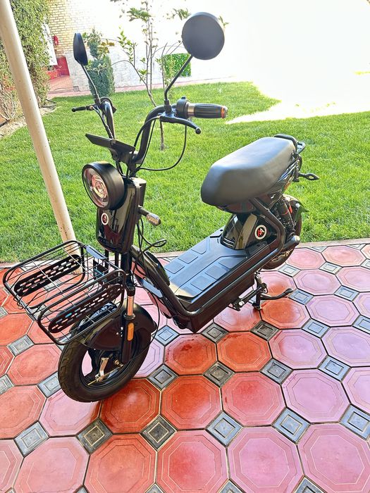 Скутер сотилади енги