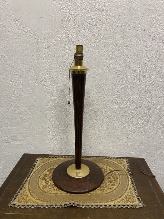 Винтидж настолна лампа дърво и месинг Дания