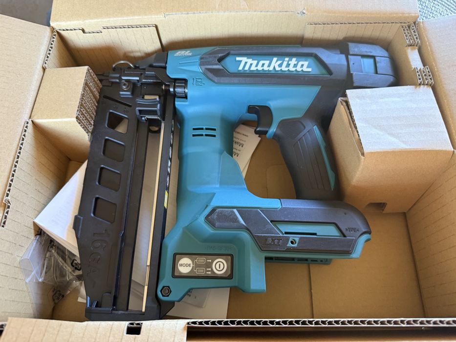 Makita DBN601Z 18V LXT – Pistol de bătut cuie 16 Ga, NOU