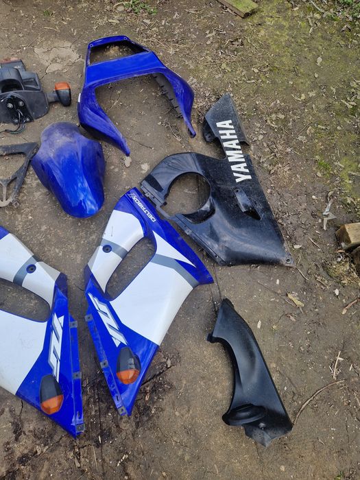 Vand Set Carene Yamaha YZF R6  2001