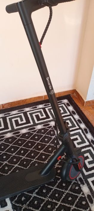 Vând trotineta electrica