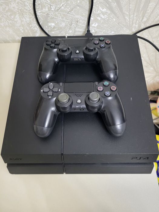 Playstation 4 Fat 1 TB