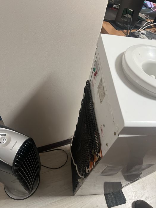 Диспенсер для воды