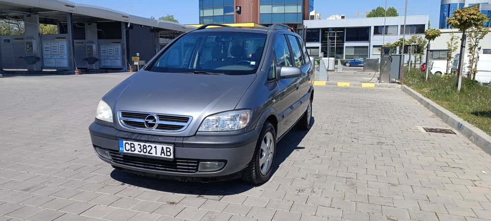 Opel Zafira A - 2004 г.