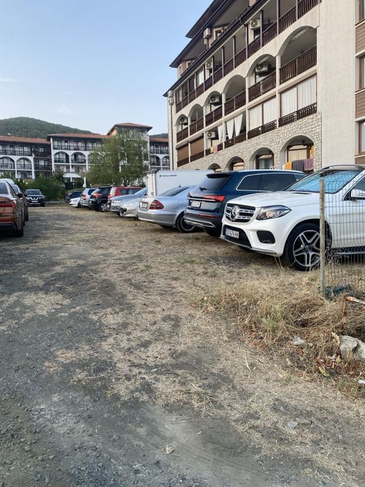 Паркинг под наем Свети Влас над Марина Диневи