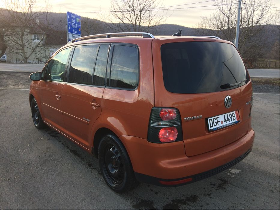 Wv Touran 7 locuri an 2010 inmatriculat