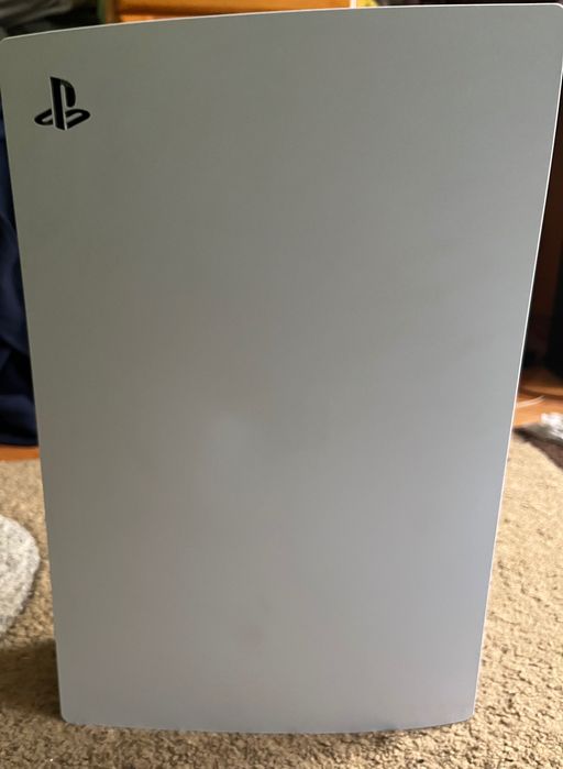 PlayStation 5 Disc Edition + 2 контролера + стойка/зарядна + слушалки