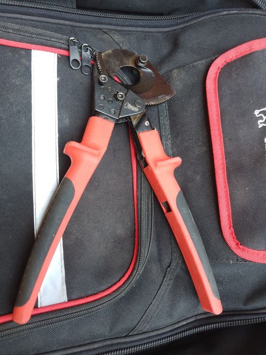 BizLine -раница и инструменти