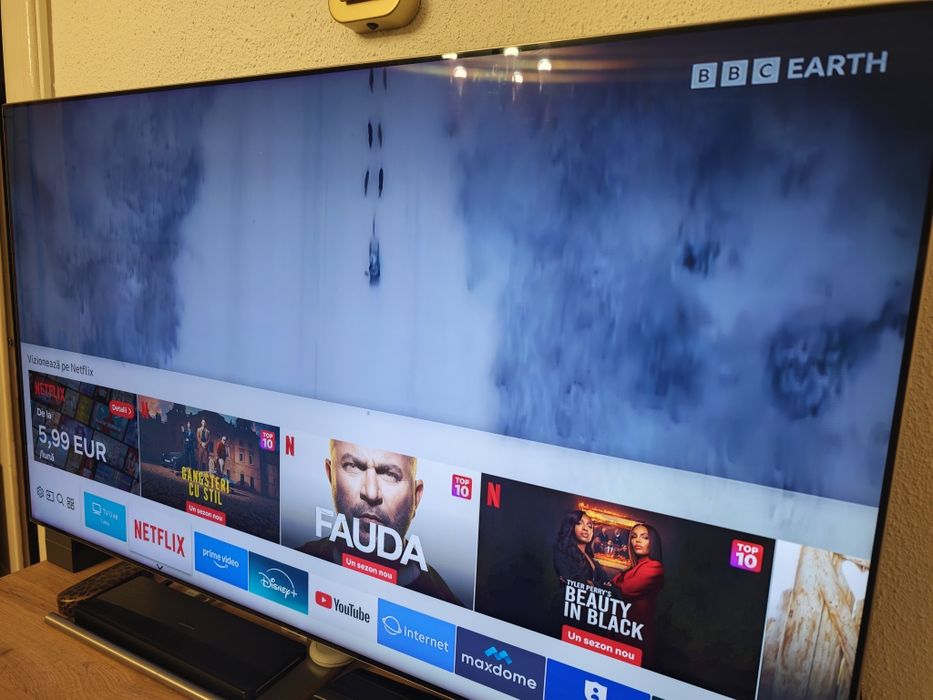SmartTV QLED Samsung 4K 55Q8 cu Oneconnect