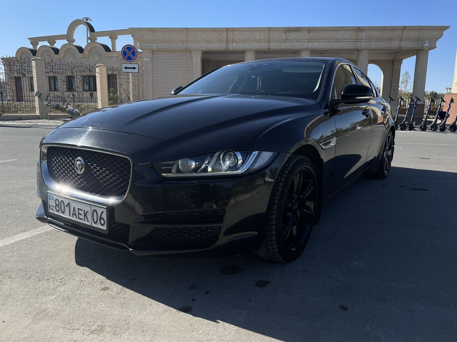 Продам срочно Jaguar XE