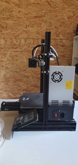 Imprimanta 3D Creality Ender 3 Pro de ocazie