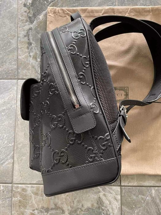 Gucci Черна Раница Релефна Естествена Перфорирана Кожа Гучи Автентична