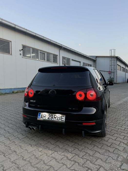 Se vinde Golf 5