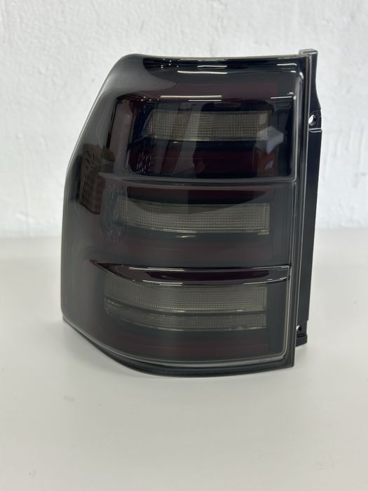 Фары передние Паджеро 4