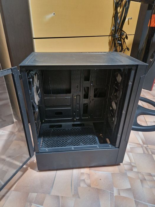 Корпус для компьютера, пк