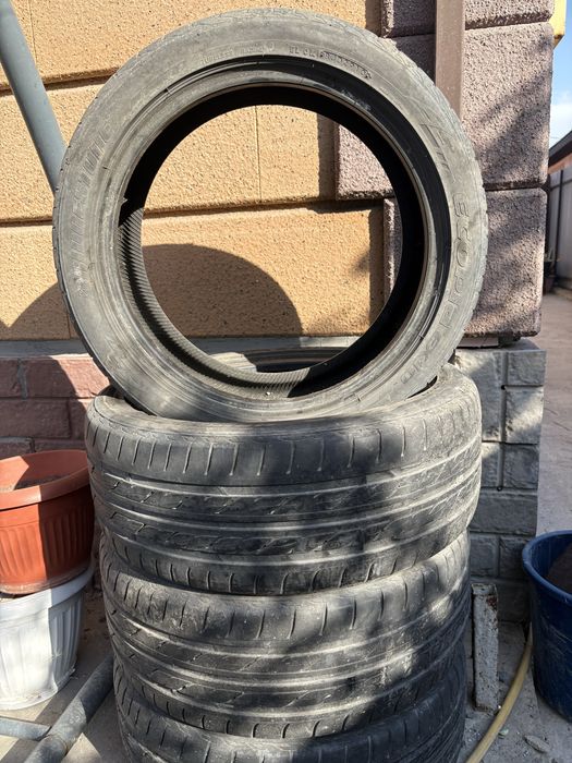 Резина Bridgestone 215/45/R17