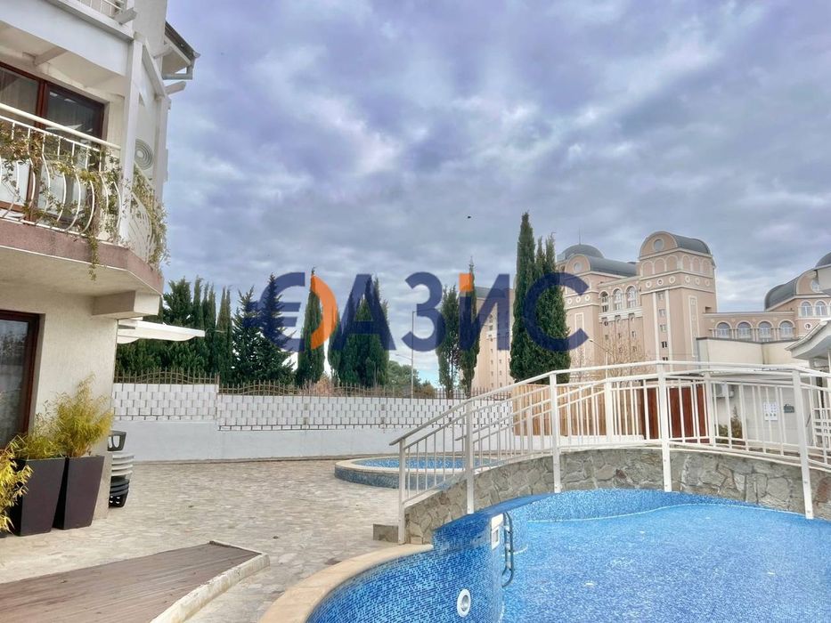 Продава се Двустаен апартамент в Свети Влас - 65 кв.м за 1137 €/кв.м - Снимка #10