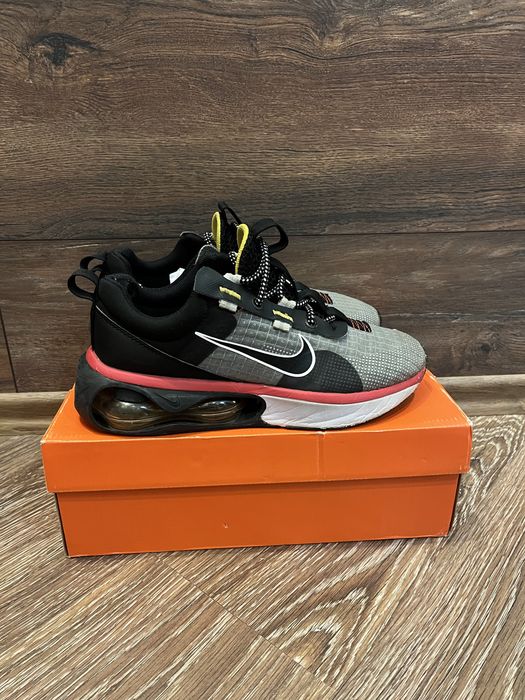 Маратонки Nike