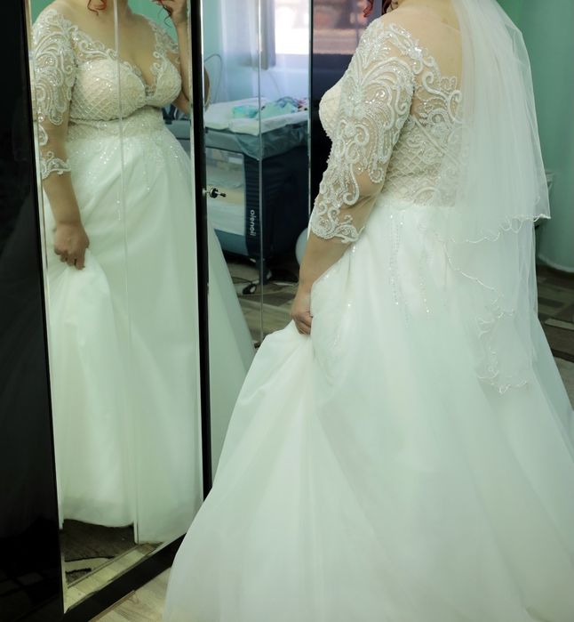 Vând rochie de mireasă