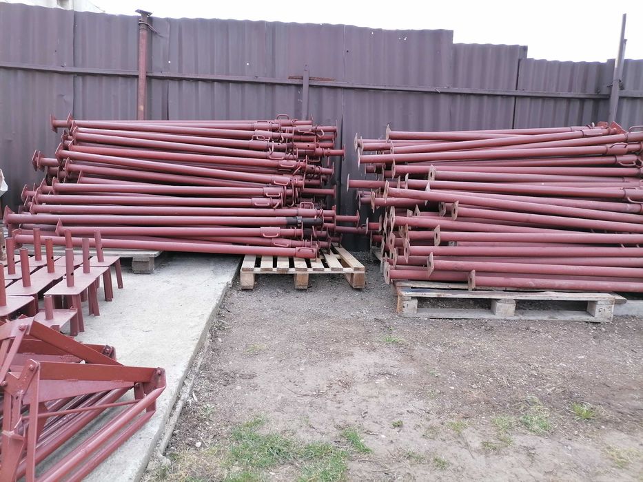 Метални подпори под наем хюнебек