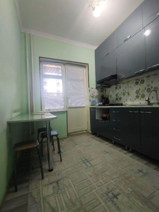 Продается квартира Буз-2 , Тараканчик,Экобазар 2/4/5