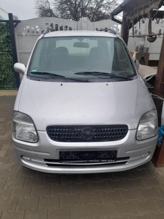 Opel 2002 • Benzină • Euro 4 • Recent adusă Germania • Neînmatriculată