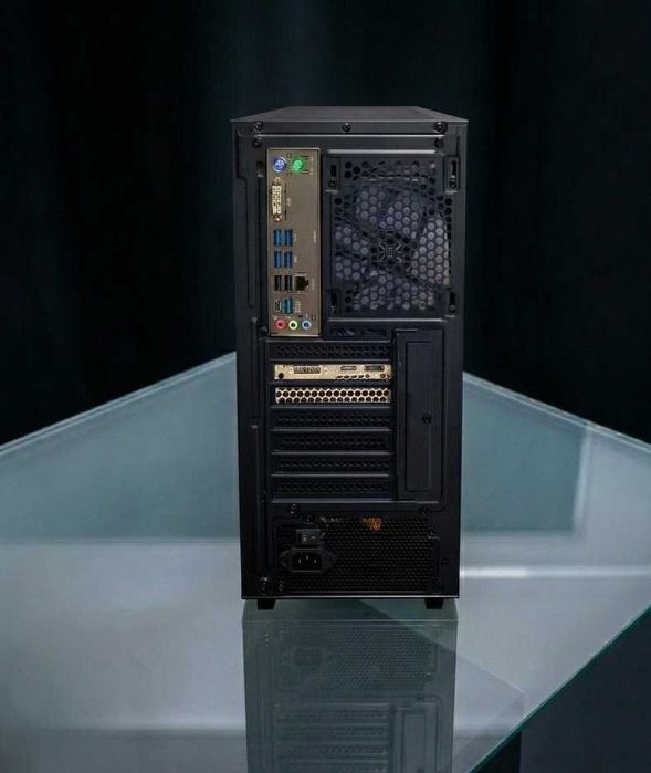Продавам Геймърски компютър i7/GTX 1660 Super/32GB RAM/512GB SSD/1TB HDD/500W НОВО ЗАХРАНВАНЕ