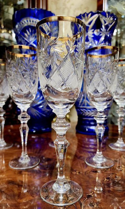 Хрусталь. Большие фужеры. Белоруссия "НЕМАН". Дёшево !