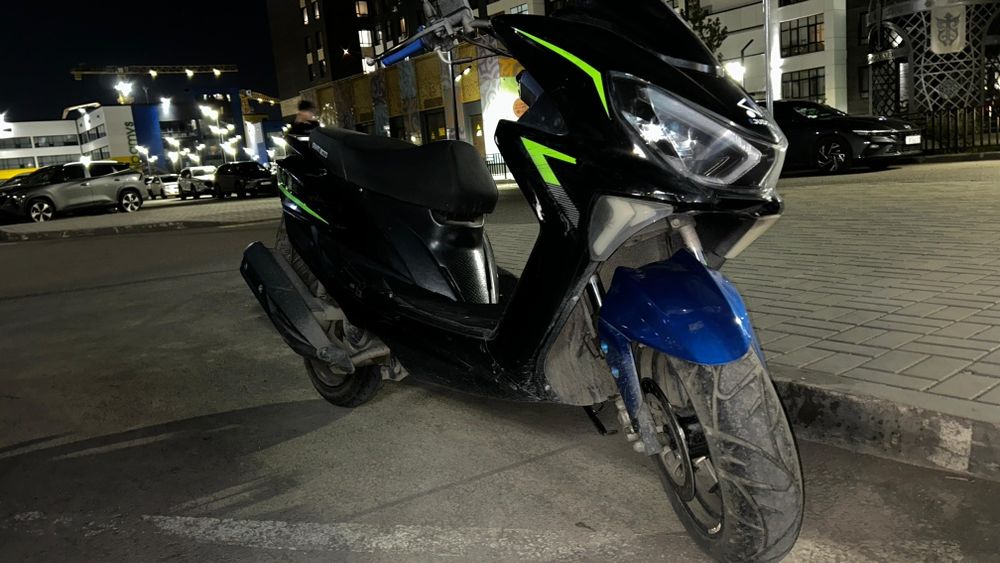 Продам скутер bennali