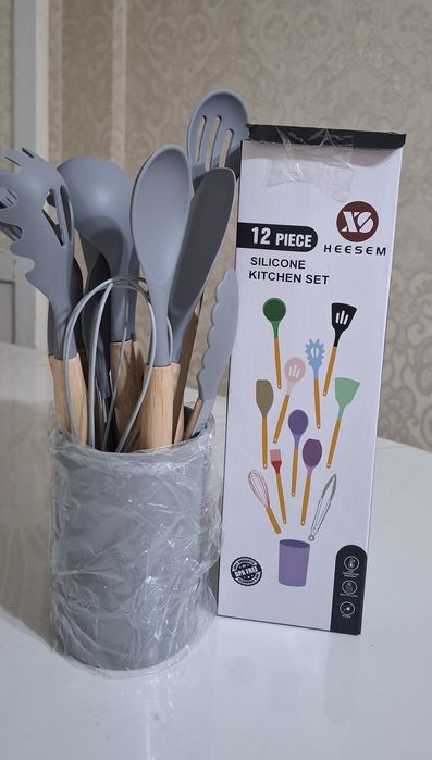 Набор кухонных принадлежностей 12 предметов