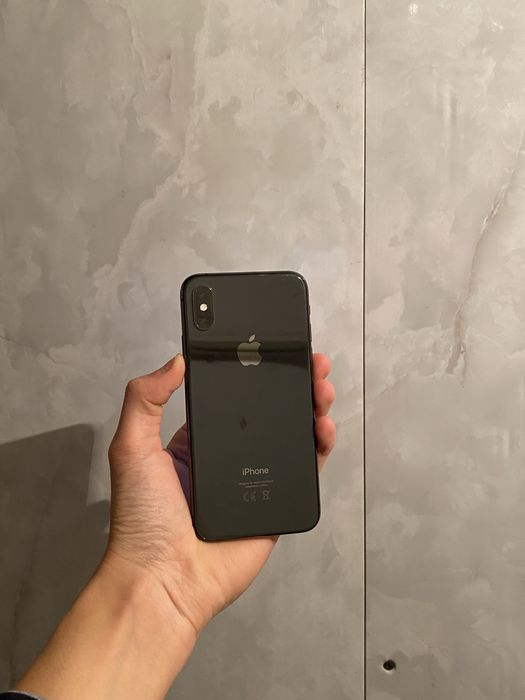 Продам срочно iPhone Xs 64GB