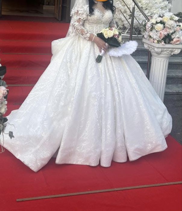Rochie de mireasaa