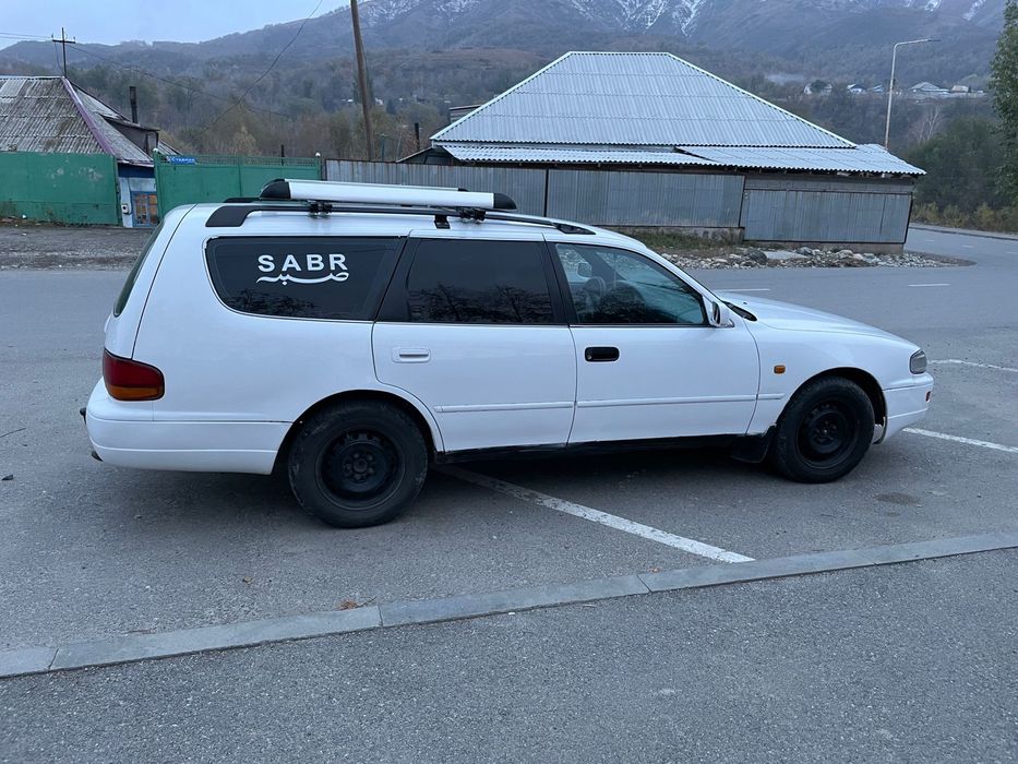 Тайота  Камри   2 .2