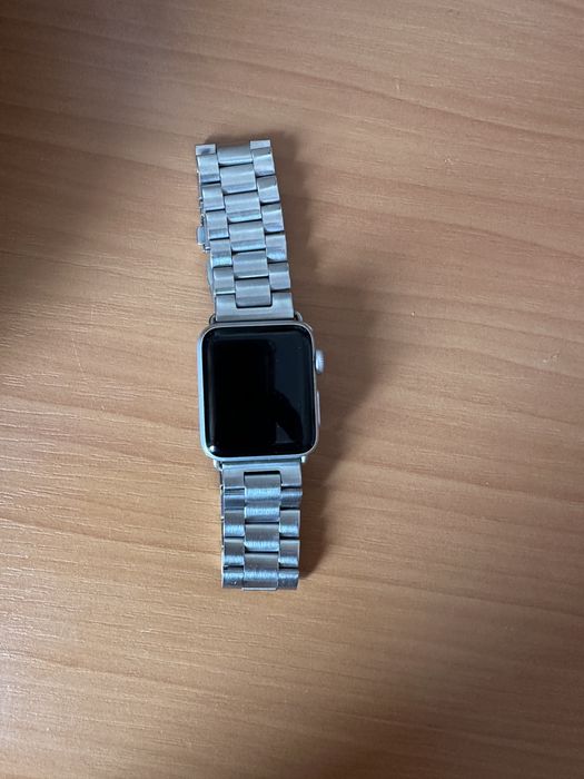 ПРОДАМ Apple Watch Series 3