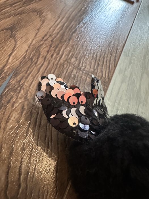 продават се диадеми (кариолки) за деца