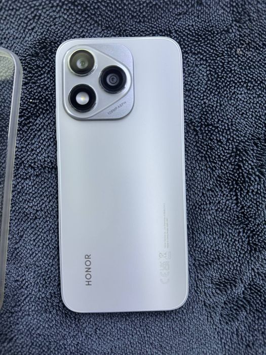 Хонор 400 лайт 256 гб 2шт  5400млн