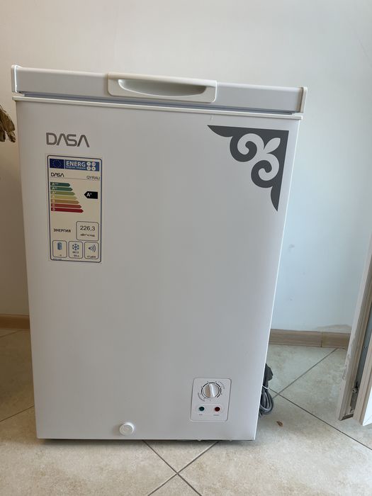 Морозильник.почти новое