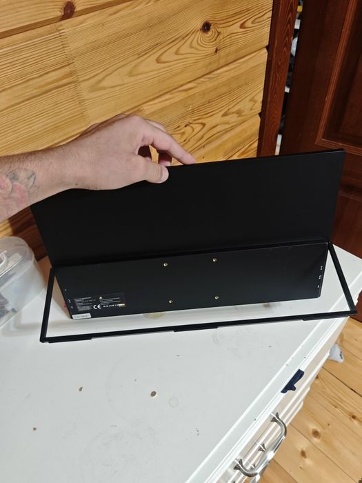 Монитор продам 18.5 120hz