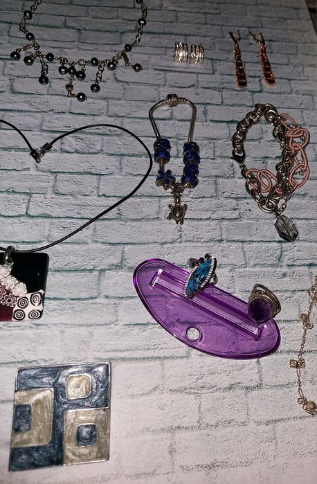 Различные украшения