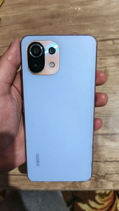 Xiaomi 11 lite sotiladi