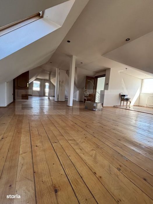 Casa de inchiriat, 8 camere, 800 mp, in Gruia langa stadion CFR