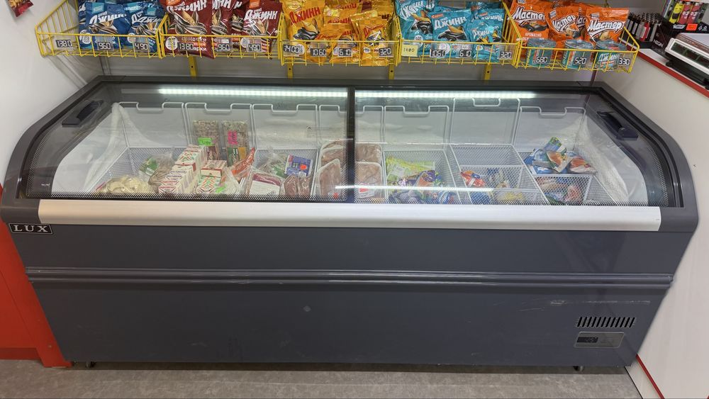Продам ветринные холодильники