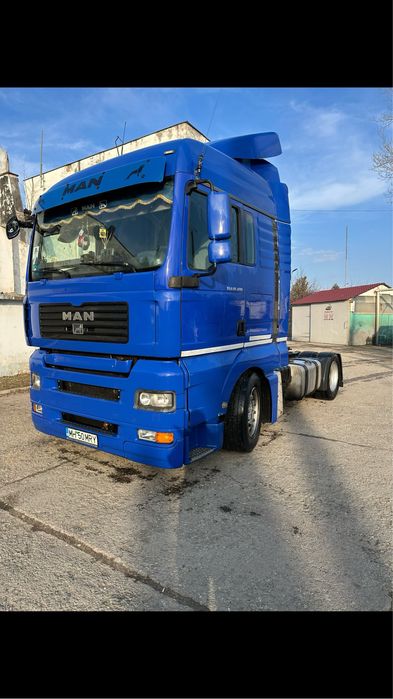 De vanzare MAN TGA400 automat