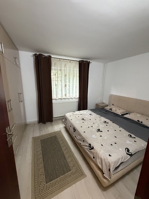 Apartament 3 camere de inchiriat(strada George Fotino) 63mp incepând cu data de 15 septembrie