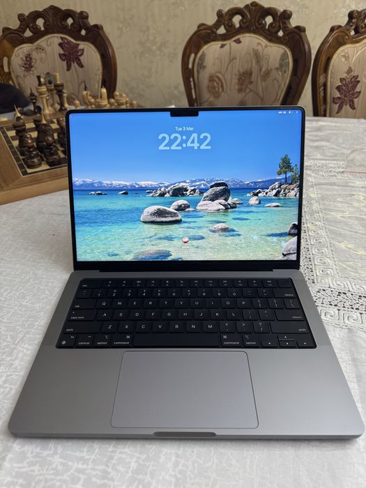 MacBook Pro M1 Pro 16/512